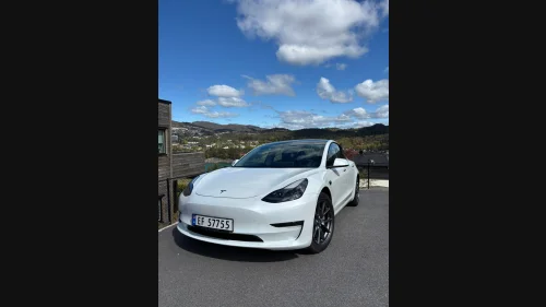 TESLA Model 3 Long Range AWD