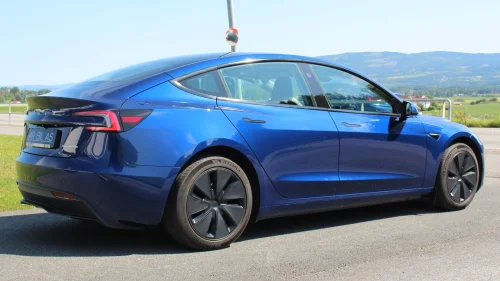 TESLA Model 3 Long Range 498hk AWD 629km rekkevidde 1 Eier Lav km+++