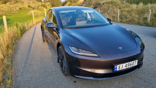 TESLA Model 3 Long Range AWD
