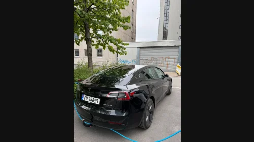 TESLA Model 3 Long Range lav km Facelift takstativ  H.feste summen !