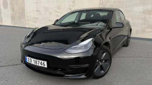 TESLA Model 3 1-EIERS! | STRØKEN | 580WLTP | EU.09.27 | PREMIUM | +++