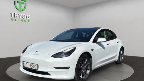 TESLA Model 3 Long Range AWD / Garanti / Krok / Rattvarme / Premium