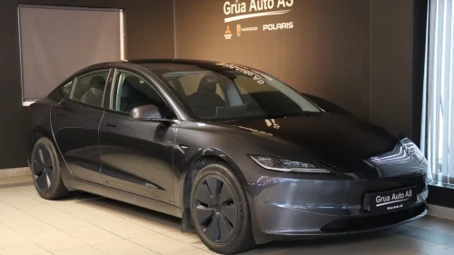 TESLA Model 3 Long Range AWD