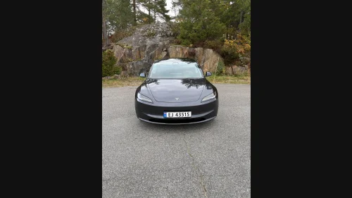 TESLA Model 3 Tesla model 3 highland 2024