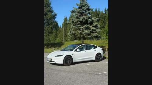 TESLA Model 3 Long Range AWD