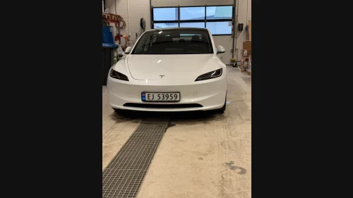 TESLA Model 3 Long Range AWD