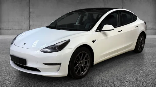 TESLA Model 3 614Km/Long Range/AWD/Pano/Skinn/Navi/R.Kam/Ny-EU