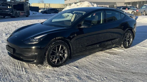 TESLA Model 3 Long Range AWD 602km Krok-EU til 2028-1.Eier-GARANTI !