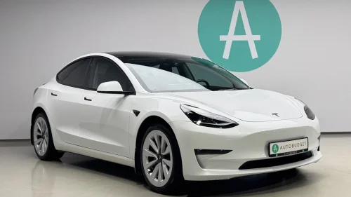 TESLA Model 3 Long Range AWD/ 602 WLTP / BOOST / Krok / Premium