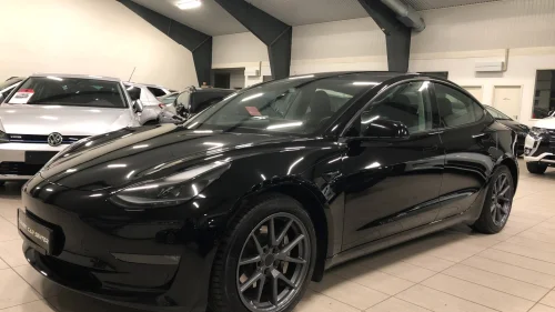 TESLA Model 3 LONG RANGE602KM,AWD,KROK,VARMERATT,VARMEPUMPE,PREMIUM