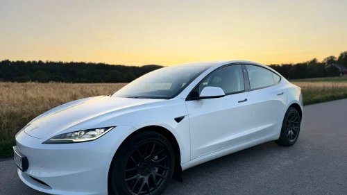 TESLA Model 3 Long Range AWD