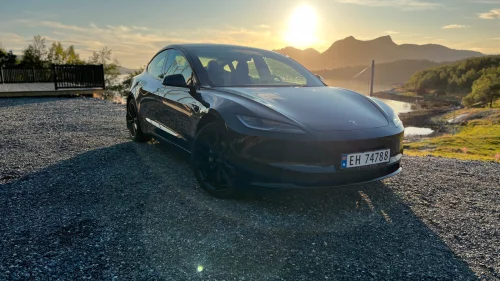 TESLA Model 3 Long Range AWD
