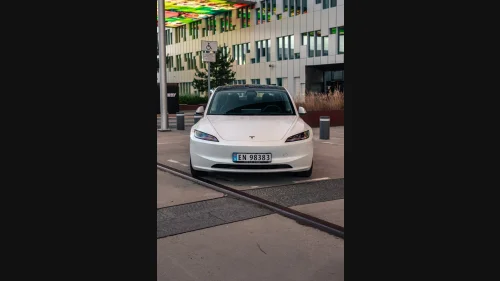 TESLA Model 3 Long Range AWD