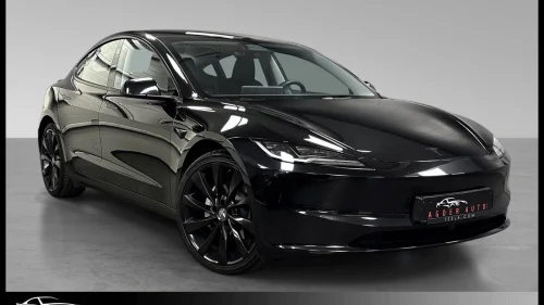 TESLA Model 3 Premium LR AWD/Pano/Skinn/ACC/Kam/Krok/20"+18"