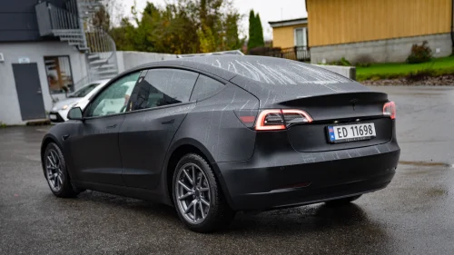 TESLA Model 3 Long Range AWD  med full PPF