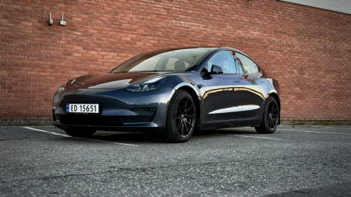 TESLA Model 3 Long Range AWD
