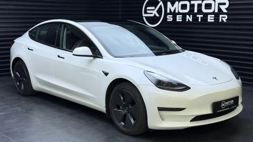 TESLA Model 3 498HK, AWD, LONG RANGE 614KM, AP, SKINN, EU 12/2027++++