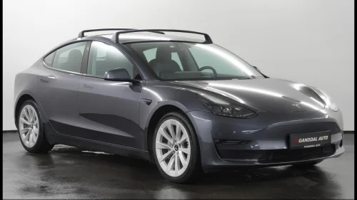 TESLA Model 3 LONGE RANGE AWD 602WLTP/KROK /SKINN /KAMERA /PANO /ACC