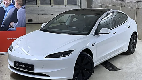 TESLA Model 3 Long Range | 4X4 | Highline | Autopilot | Hengerfeste +
