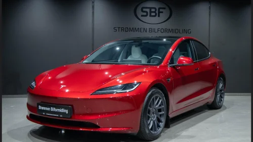TESLA Model 3 Long Range AWD 629km WLTP/AUTOPILOT/PREMIUM/KROK/PPF