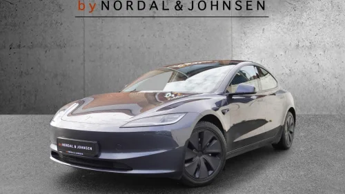 TESLA Model 3 AWD LONG RANGE 629KM AUTOPILOT PANORAMA LAV.KM +++