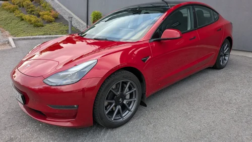 TESLA Model 3 Long Range AWD