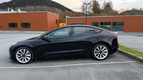 TESLA Model 3 Long Range AWD