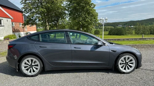 TESLA Model 3 Long Range AWD/PREMIUM/LAV KM