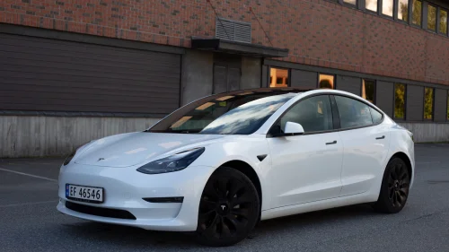 TESLA Model 3 Long Range AWD