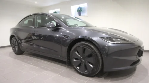 TESLA Model 3 AWD HENGERFESTE AP 629KM V-PUMPE SKINN S+V-HJUL NORSK++