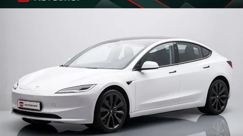 TESLA Model 3 LONG RANGE HIGHLAND 678KM WLTP VINTER PREMIUM S&V HJUL