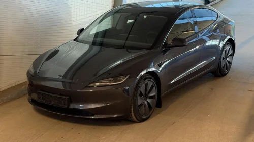 TESLA Model 3 Long Range - 4 WD- Hengerfeste - Premium - Tar innbytte