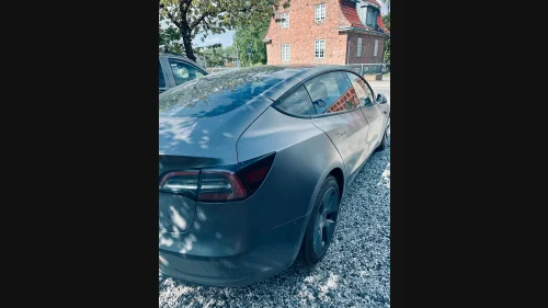 TESLA Model 3 Long Range AWD, varmepumpe, varmen i ratt