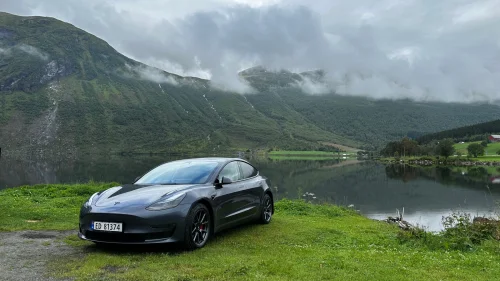 TESLA Model 3 Long Range AWD