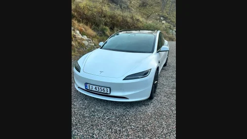 TESLA Model 3 Long Range AWD