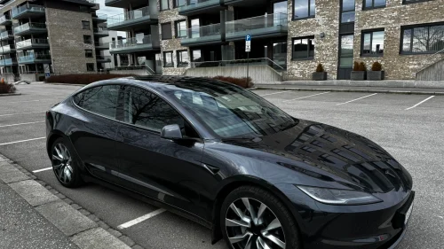 TESLA Model 3 Long Range AWD