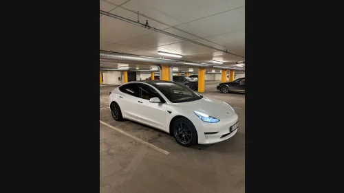 TESLA Model 3 Long Range AWD