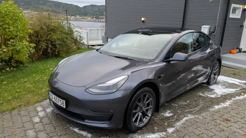 TESLA Model 3 Long Range AWD