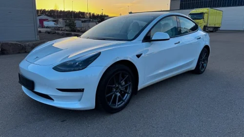 TESLA Model 3 LONG RANGE AWD,RETT FRA EU!,PREMIUM LYD