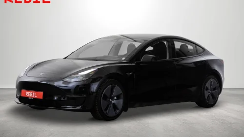 TESLA Model 3 602Km/LR/AWD/Pano/Ryzen/Navi/R.kam/AP/V.Pumpe/Skinn