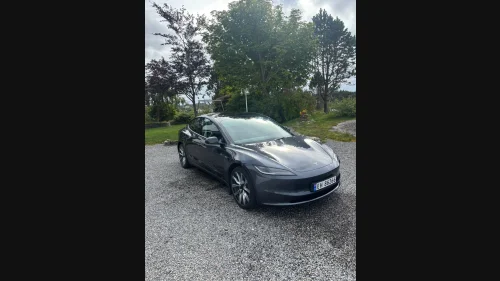 TESLA Model 3 Long Range AWD 629km | Hengerfeste | S+V hjul
