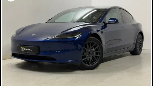 TESLA Model 3 LongRange 498HK 4x4 SortOptikk Hvitt-interiør HiFi Pen