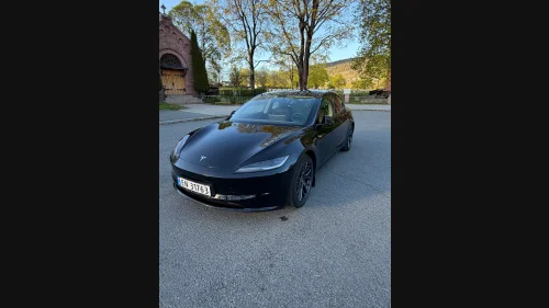 TESLA Model 3 Long Range AWD