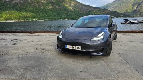 TESLA Model 3 Long Range AWD