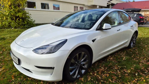 TESLA Model 3 Long Range AWD