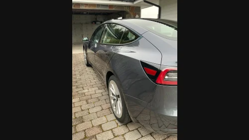 TESLA Model 3 Long Range AWD, lav km