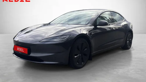 TESLA Model 3 Long Range/Highland/Krok/Ryzen/V.Pumpe/AP/R.Kam/Pano