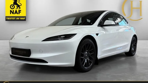 TESLA Model 3 629km/Highland/Ambient/Long Range/AWD/Krok/NAF/S+V/++