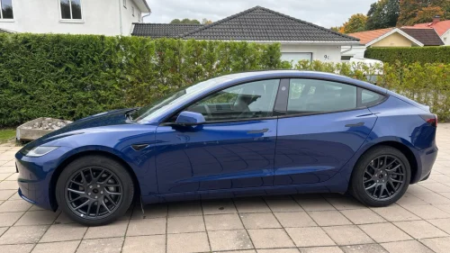 TESLA Model 3 629km/Highland/Ambient/Long Range/AWD/Krok/NAF/S+V/++