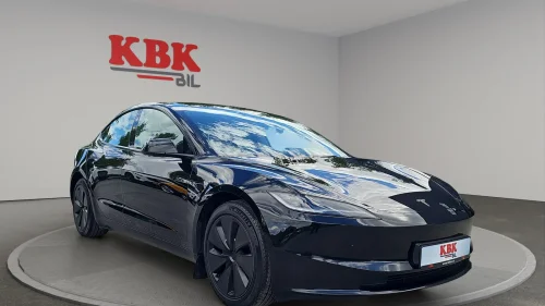 TESLA Model 3 LongRange|AWD|629km|Highland|Krok|Panorama|Autopilot++